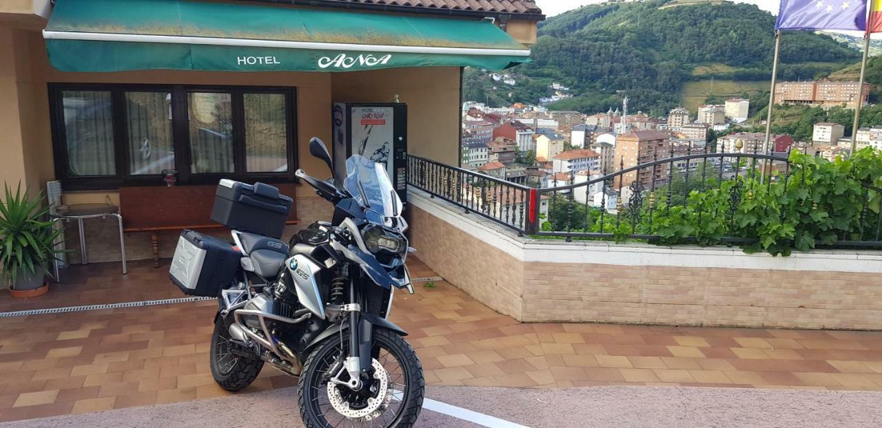 Hotel Ana Cangas De Narcea Ngoại thất bức ảnh